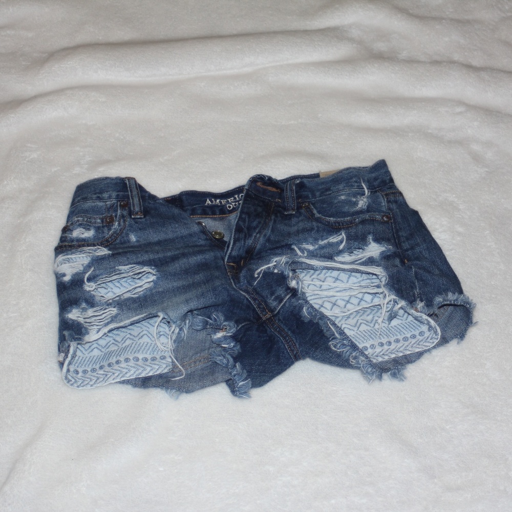 American Eagle Short Shorts